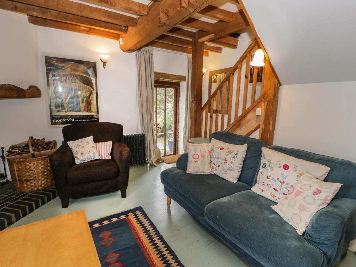 Beudy Dolpebyll Villa Llangadfan Ngoại thất bức ảnh